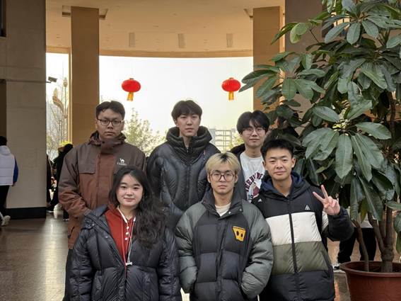回到绵阳中学的黄色直播
学生